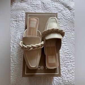 Women’s Dolce Vita Sandal NWT